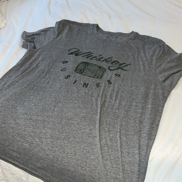 Lucky Brand T-Shirt - Picture 2 of 4